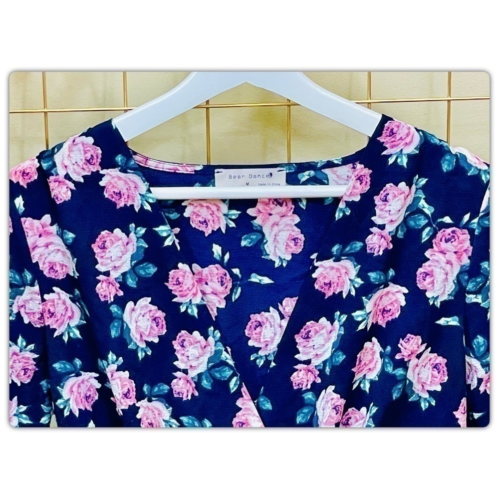 Bear Dance Bell Sleeve Floral Romper Size: Medium